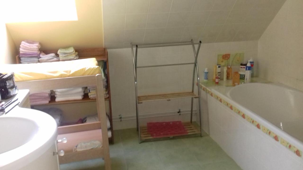 Chambre Chez L Habitant Malguenac Exterior foto